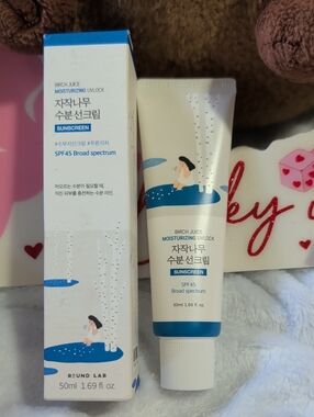 Round Lab Birch Juice Moisturizing Sunscreen UVLock SPF 45